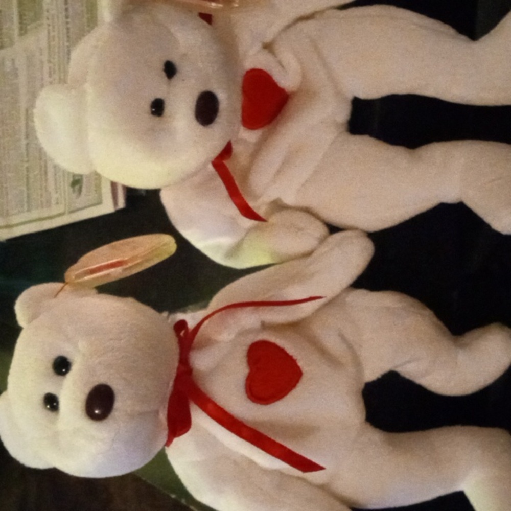 Rare pair of Valentino valentine's beanie babies with errors